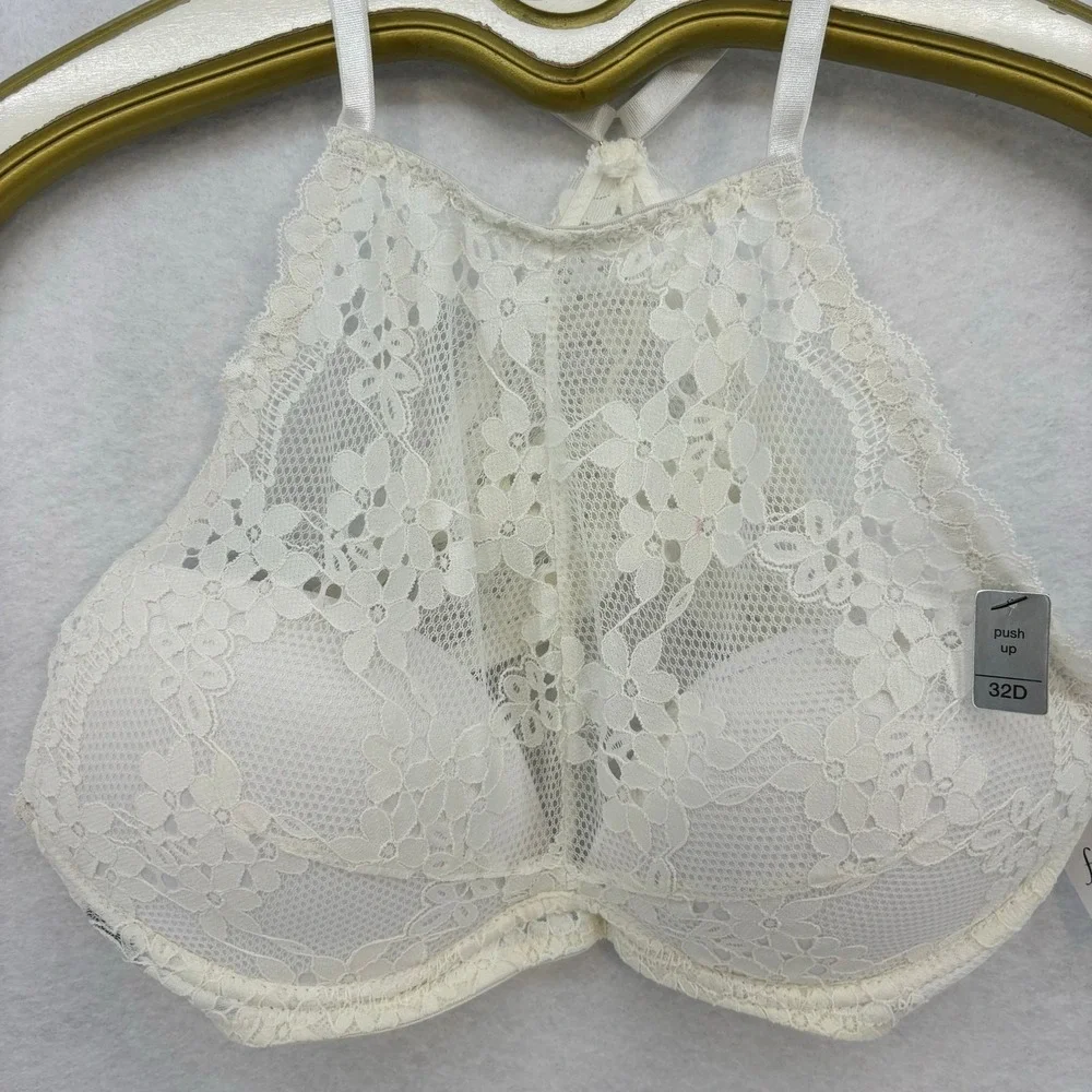 Fredericks of Hollywood Bra 32D Ivory Lace High Neck Push Up Laura Desiree